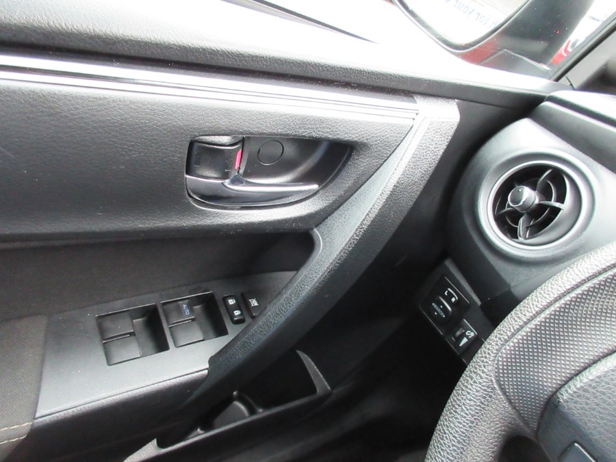 Used Toyota Corolla LE CVT (Natl) 2019 | Route 27 Auto Mall. Linden, New Jersey Used Toyota Corolla LE CVT (Natl) 2019 | Route 27 Auto Mall. Linden, New Jersey