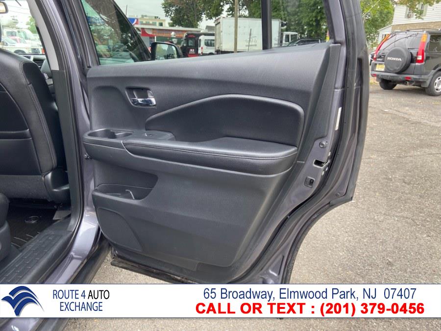 Used Honda Pilot AWD 4dr EX-L 2016 | Route 4 Auto Exchange. Elmwood Park, New Jersey Used Honda Pilot AWD 4dr EX-L 2016 | Route 4 Auto Exchange. Elmwood Park, New Jersey