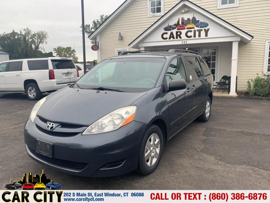 2010 Toyota Sienna 5dr 7-Pass Van LE FWD, available for sale in East Windsor, Connecticut | Car City LLC. East Windsor, Connecticut