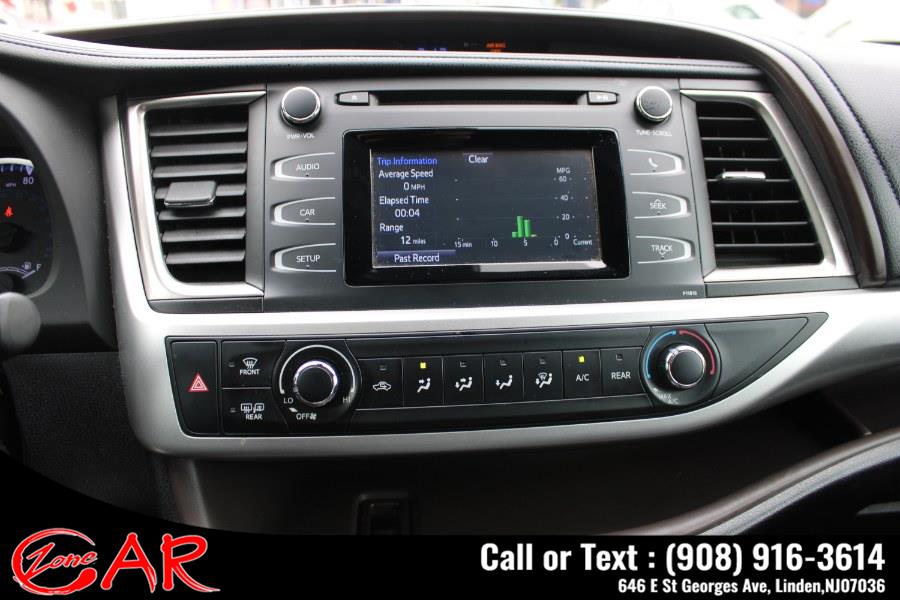 Used Toyota Highlander LE V6 FWD (Natl) 2019 | Car Zone. Linden, New Jersey Used Toyota Highlander LE V6 FWD (Natl) 2019 | Car Zone. Linden, New Jersey
