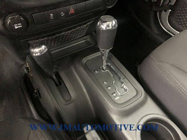 2013 Jeep Wrangler Unlimited 4WD 4dr Sport, available for sale in Naugatuck, Connecticut | J&M Automotive Sls&Svc LLC. Naugatuck, Connecticut 2013 Jeep Wrangler Unlimited 4WD 4dr Sport, available for sale in Naugatuck, Connecticut | J&M Automotive Sls&Svc LLC. Naugatuck, Connecticut