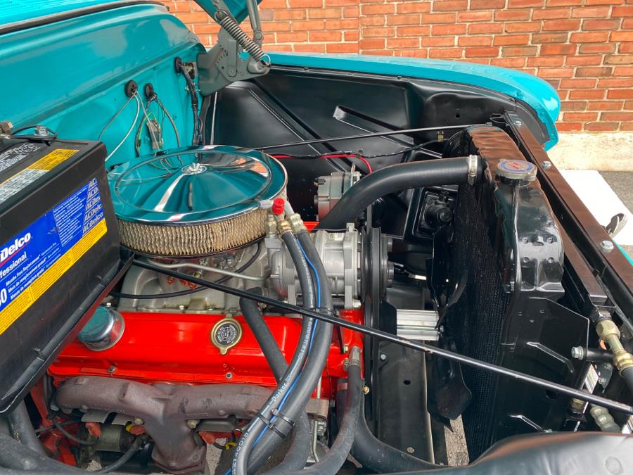 Used Chevrolet Suburban wagon 3100 1957 | National Auto Brokers, Inc.. Waterbury, Connecticut Used Chevrolet Suburban wagon 3100 1957 | National Auto Brokers, Inc.. Waterbury, Connecticut