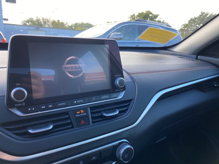Used Nissan Altima 2.5 SR Sedan 2020 | Inman Motors Sales. Medford, Massachusetts Used Nissan Altima 2.5 SR Sedan 2020 | Inman Motors Sales. Medford, Massachusetts