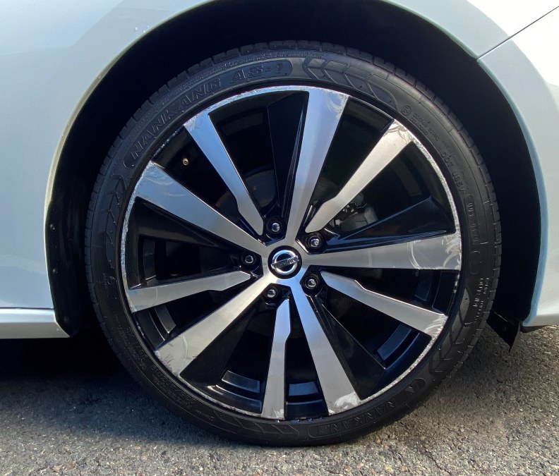 Used Nissan Altima 2.5 SR Sedan 2020 | Inman Motors Sales. Medford, Massachusetts Used Nissan Altima 2.5 SR Sedan 2020 | Inman Motors Sales. Medford, Massachusetts