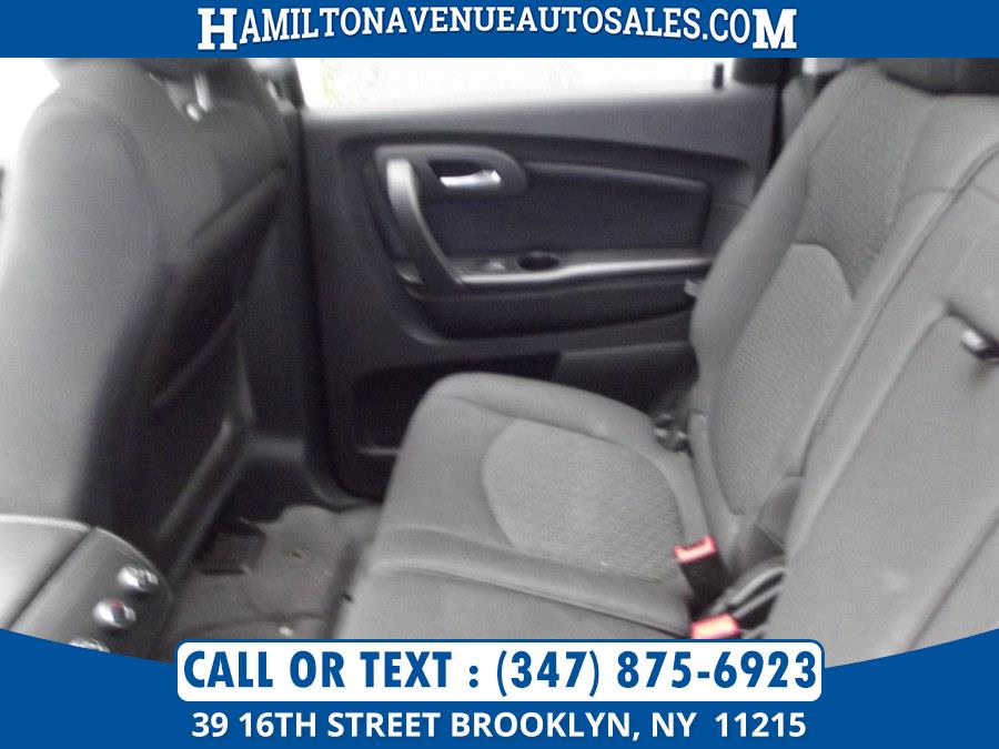 Used Chevrolet Traverse AWD 4dr LT w/1LT 2011 | Hamilton Avenue Auto Sales DBA Nyautoauction.com. Brooklyn, New York Used Chevrolet Traverse AWD 4dr LT w/1LT 2011 | Hamilton Avenue Auto Sales DBA Nyautoauction.com. Brooklyn, New York