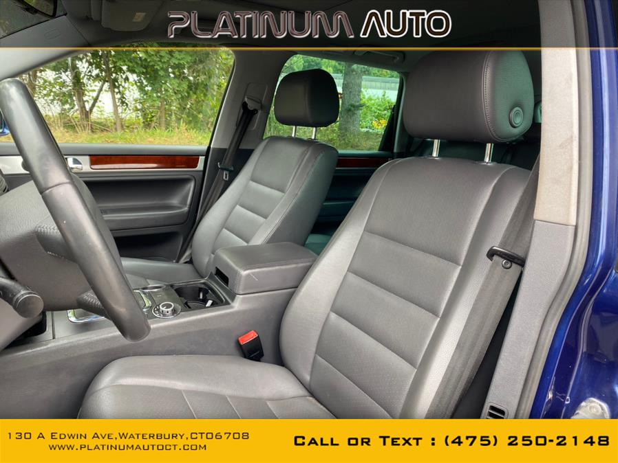 Used Volkswagen Touareg 4dr 3.2L V6 *Ltd Avail* 2006 | Platinum Auto Care. Waterbury, Connecticut Used Volkswagen Touareg 4dr 3.2L V6 *Ltd Avail* 2006 | Platinum Auto Care. Waterbury, Connecticut
