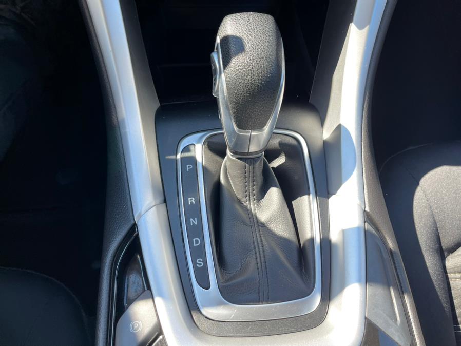Used Ford Fusion 4dr Sdn SE FWD 2016 | Mike And Tony Auto Sales, Inc. South Windsor, Connecticut Used Ford Fusion 4dr Sdn SE FWD 2016 | Mike And Tony Auto Sales, Inc. South Windsor, Connecticut