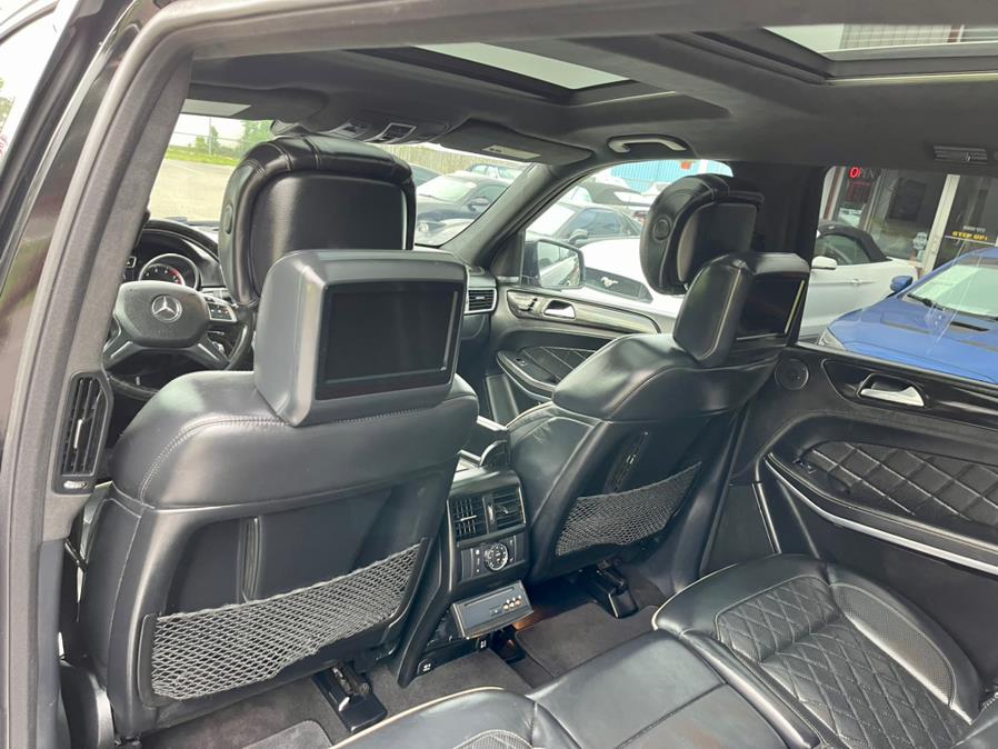 2015 Mercedes-Benz GL-Class 4MATIC 4dr GL 550, available for sale in South Windsor, Connecticut | Mike And Tony Auto Sales, Inc. South Windsor, Connecticut 2015 Mercedes-Benz GL-Class 4MATIC 4dr GL 550, available for sale in South Windsor, Connecticut | Mike And Tony Auto Sales, Inc. South Windsor, Connecticut