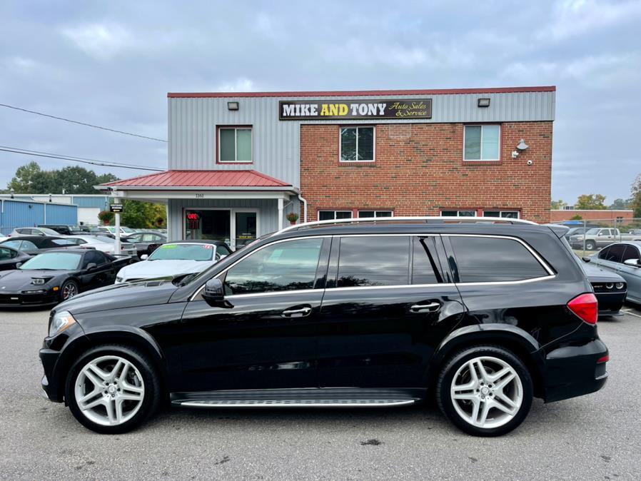 2015 Mercedes-Benz GL-Class 4MATIC 4dr GL 550, available for sale in South Windsor, Connecticut | Mike And Tony Auto Sales, Inc. South Windsor, Connecticut 2015 Mercedes-Benz GL-Class 4MATIC 4dr GL 550, available for sale in South Windsor, Connecticut | Mike And Tony Auto Sales, Inc. South Windsor, Connecticut
