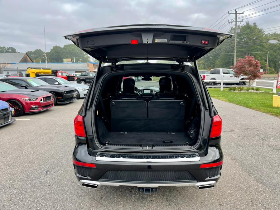 2015 Mercedes-Benz GL-Class 4MATIC 4dr GL 550, available for sale in South Windsor, Connecticut | Mike And Tony Auto Sales, Inc. South Windsor, Connecticut 2015 Mercedes-Benz GL-Class 4MATIC 4dr GL 550, available for sale in South Windsor, Connecticut | Mike And Tony Auto Sales, Inc. South Windsor, Connecticut