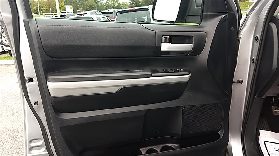 2018 Toyota Tundra 4WD SR5 CrewMax 5.5'' Bed 4.6L (Natl), available for sale in Wilton, Connecticut | Performance Motor Cars Of Connecticut LLC. Wilton, Connecticut 2018 Toyota Tundra 4WD SR5 CrewMax 5.5'' Bed 4.6L (Natl), available for sale in Wilton, Connecticut | Performance Motor Cars Of Connecticut LLC. Wilton, Connecticut