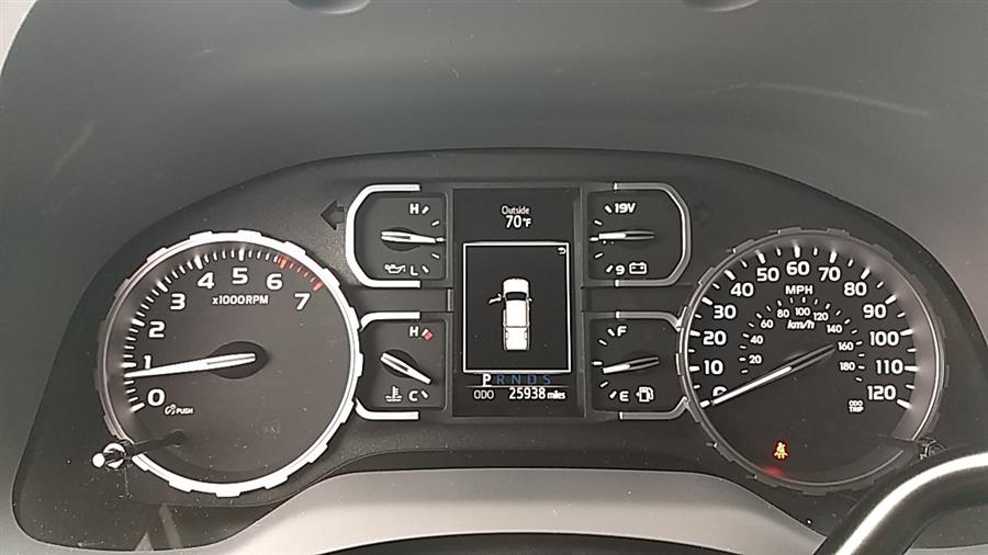 2018 Toyota Tundra 4WD SR5 CrewMax 5.5'' Bed 4.6L (Natl), available for sale in Wilton, Connecticut | Performance Motor Cars Of Connecticut LLC. Wilton, Connecticut 2018 Toyota Tundra 4WD SR5 CrewMax 5.5'' Bed 4.6L (Natl), available for sale in Wilton, Connecticut | Performance Motor Cars Of Connecticut LLC. Wilton, Connecticut