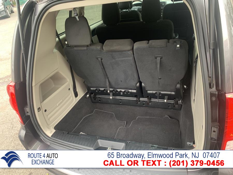 Used Dodge Grand Caravan SE Wagon 2017 | Route 4 Auto Exchange. Elmwood Park, New Jersey Used Dodge Grand Caravan SE Wagon 2017 | Route 4 Auto Exchange. Elmwood Park, New Jersey