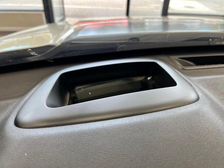 Used Land Rover Discovery Sport AWD 4dr HSE LUX 2016 | Power Motors East. Massapequa Park, New York Used Land Rover Discovery Sport AWD 4dr HSE LUX 2016 | Power Motors East. Massapequa Park, New York