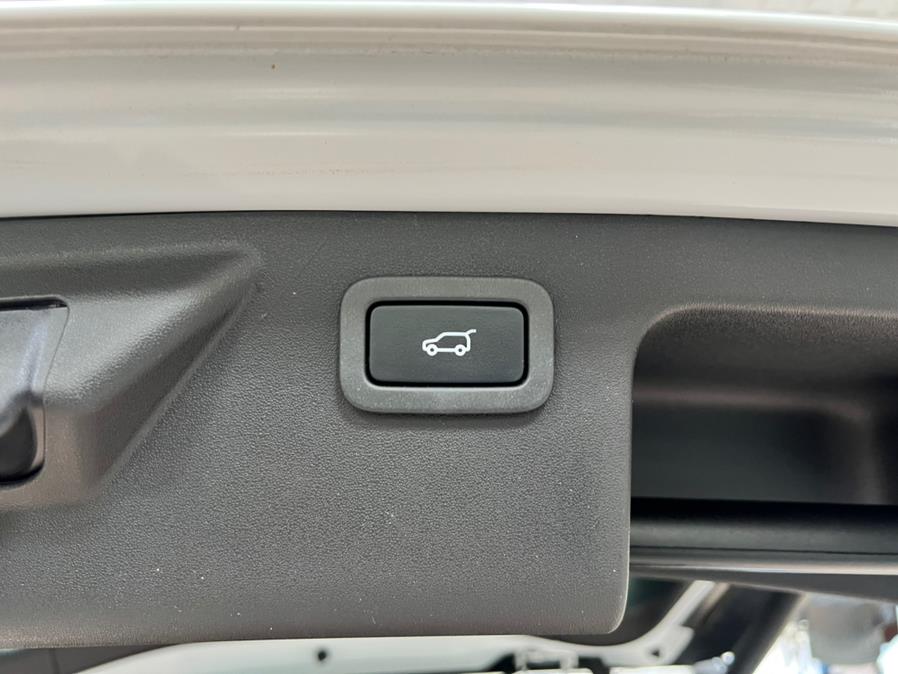 Used Land Rover Discovery Sport AWD 4dr HSE LUX 2016 | Power Motors East. Massapequa Park, New York Used Land Rover Discovery Sport AWD 4dr HSE LUX 2016 | Power Motors East. Massapequa Park, New York