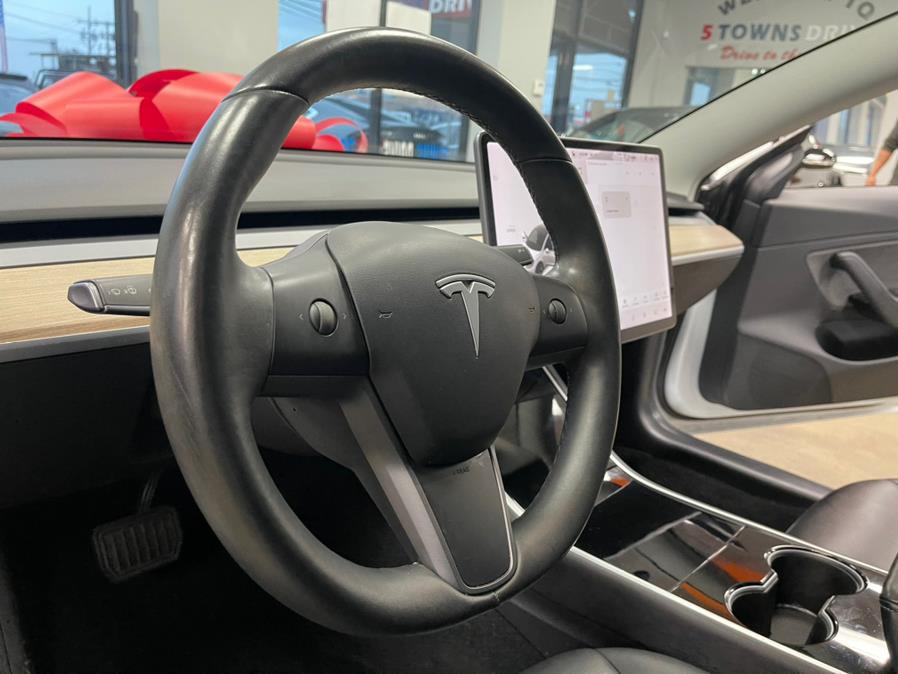 Used Tesla Model 3 Standard Range Battery Plus RWD 2019 | 5 Towns Drive. Inwood, New York Used Tesla Model 3 Standard Range Battery Plus RWD 2019 | 5 Towns Drive. Inwood, New York