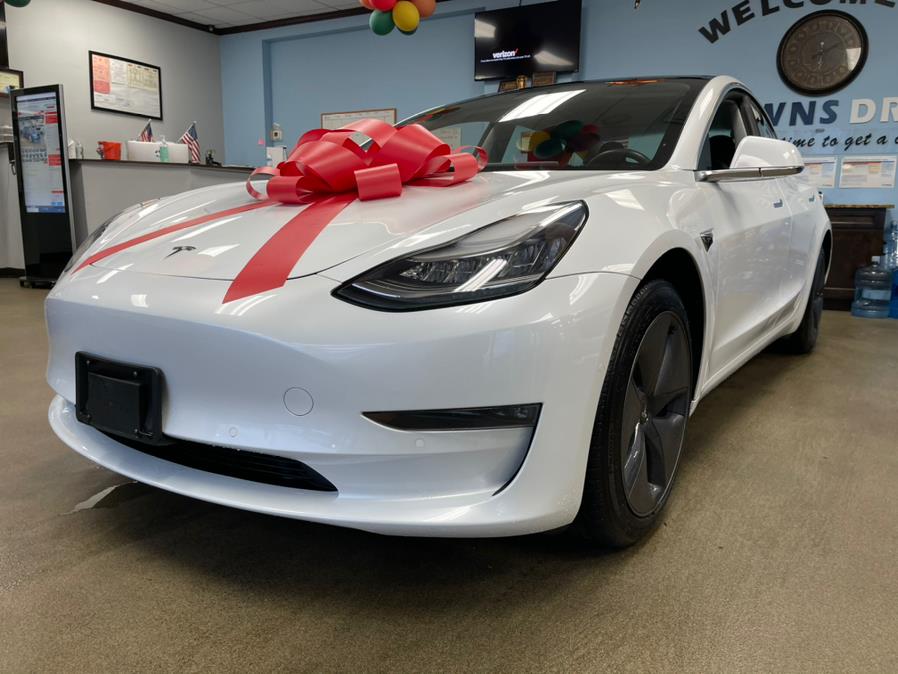 Used Tesla Model 3 Standard Range Battery Plus RWD 2019 | 5 Towns Drive. Inwood, New York Used Tesla Model 3 Standard Range Battery Plus RWD 2019 | 5 Towns Drive. Inwood, New York