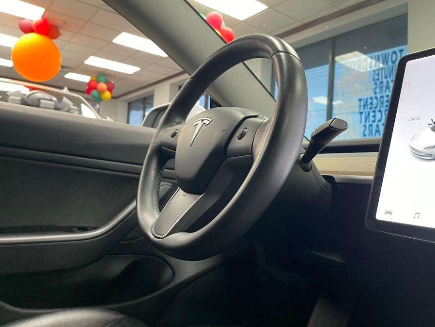 Used Tesla Model 3 Standard Range Battery Plus RWD 2019 | 5 Towns Drive. Inwood, New York Used Tesla Model 3 Standard Range Battery Plus RWD 2019 | 5 Towns Drive. Inwood, New York