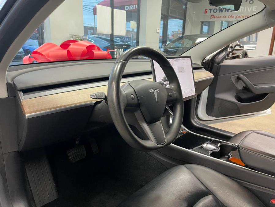 Used Tesla Model 3 Standard Range Battery Plus RWD 2019 | 5 Towns Drive. Inwood, New York Used Tesla Model 3 Standard Range Battery Plus RWD 2019 | 5 Towns Drive. Inwood, New York