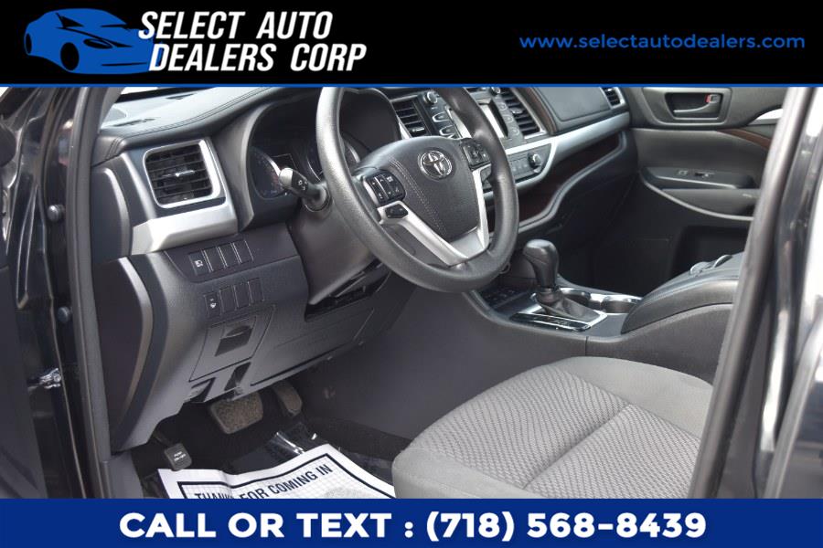 Used Toyota Highlander LE V6 AWD (Natl) 2018 | Select Auto Dealers Corp. Brooklyn, New York Used Toyota Highlander LE V6 AWD (Natl) 2018 | Select Auto Dealers Corp. Brooklyn, New York