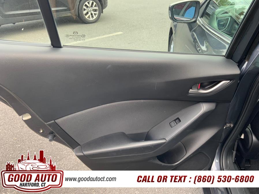 Used Mazda Mazda3 4dr Sdn Auto i Touring 2015 | Good Auto LLC. Hartford, Connecticut Used Mazda Mazda3 4dr Sdn Auto i Touring 2015 | Good Auto LLC. Hartford, Connecticut