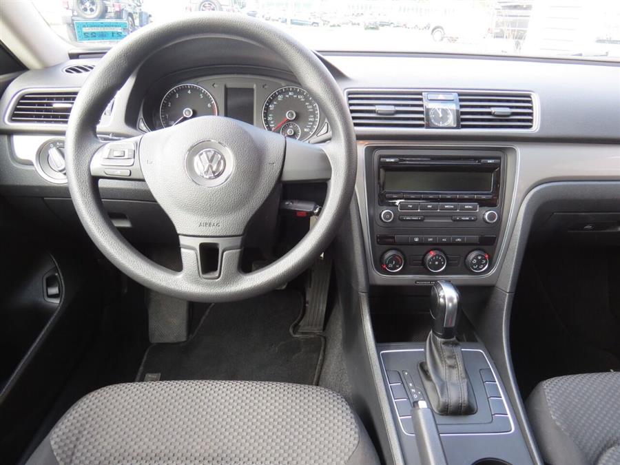 Used Volkswagen Passat 1.8T S PZEV 4dr Sedan 6A 2014 | Lake City Exports Inc. Auburn, Maine Used Volkswagen Passat 1.8T S PZEV 4dr Sedan 6A 2014 | Lake City Exports Inc. Auburn, Maine