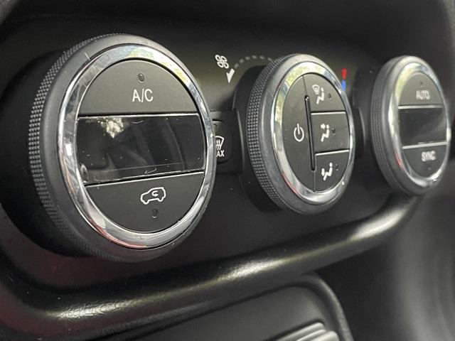 Used Jeep Renegade Trailhawk 2016 | Blasius Federal Road. Brookfield, Connecticut Used Jeep Renegade Trailhawk 2016 | Blasius Federal Road. Brookfield, Connecticut