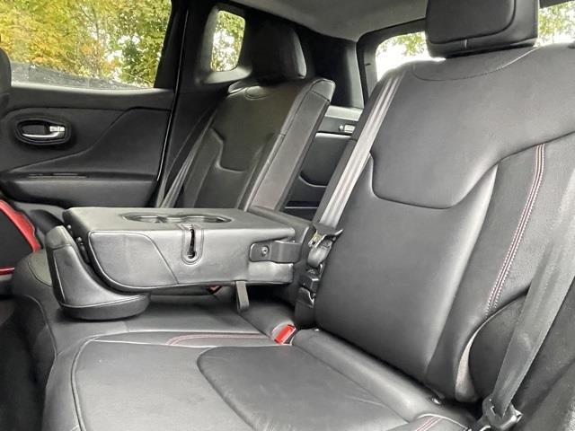 Used Jeep Renegade Trailhawk 2016 | Blasius Federal Road. Brookfield, Connecticut Used Jeep Renegade Trailhawk 2016 | Blasius Federal Road. Brookfield, Connecticut