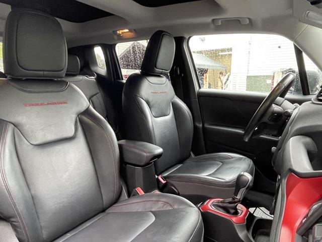 Used Jeep Renegade Trailhawk 2016 | Blasius Federal Road. Brookfield, Connecticut Used Jeep Renegade Trailhawk 2016 | Blasius Federal Road. Brookfield, Connecticut