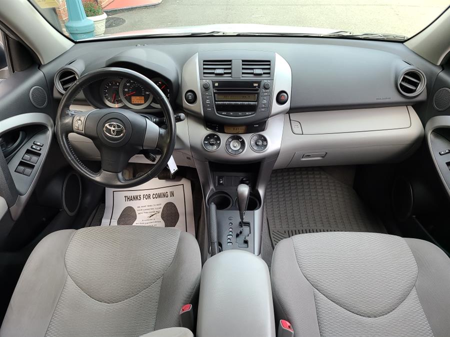 Used Toyota RAV4 4WD 4dr V6 Limited 2008 | National Auto Brokers, Inc.. Waterbury, Connecticut Used Toyota RAV4 4WD 4dr V6 Limited 2008 | National Auto Brokers, Inc.. Waterbury, Connecticut
