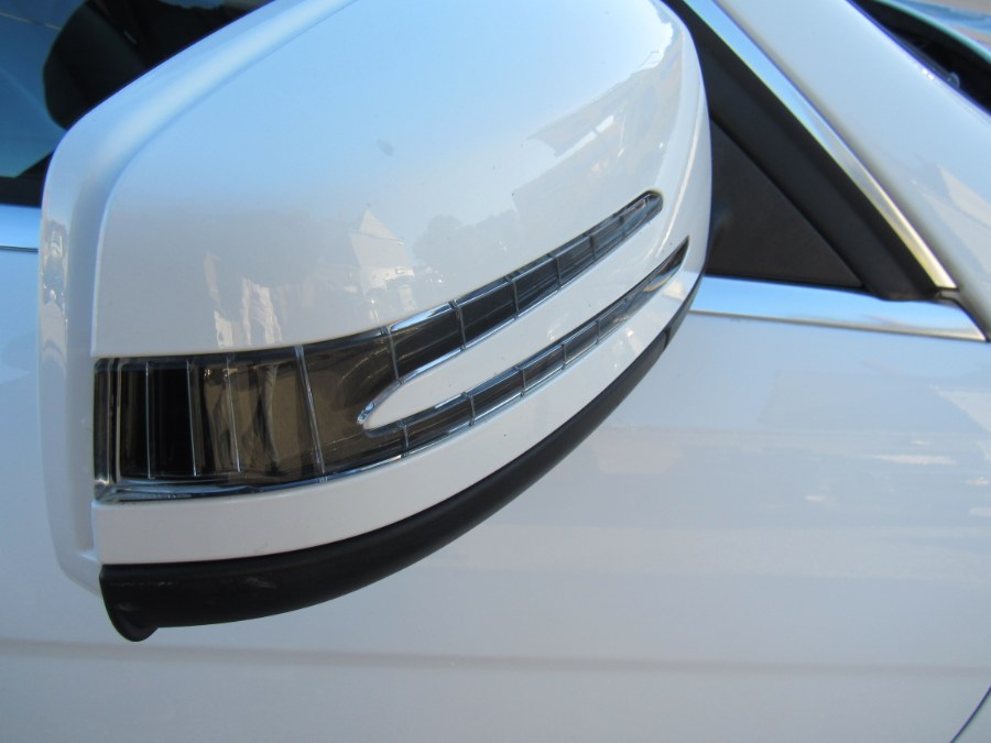 Used Mercedes-Benz C300 Sport 2013 | Hilario's Auto Sales Inc.. Worcester, Massachusetts Used Mercedes-Benz C300 Sport 2013 | Hilario's Auto Sales Inc.. Worcester, Massachusetts