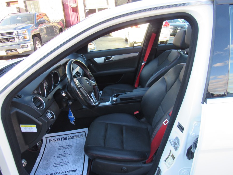 Used Mercedes-Benz C300 Sport 2013 | Hilario's Auto Sales Inc.. Worcester, Massachusetts Used Mercedes-Benz C300 Sport 2013 | Hilario's Auto Sales Inc.. Worcester, Massachusetts