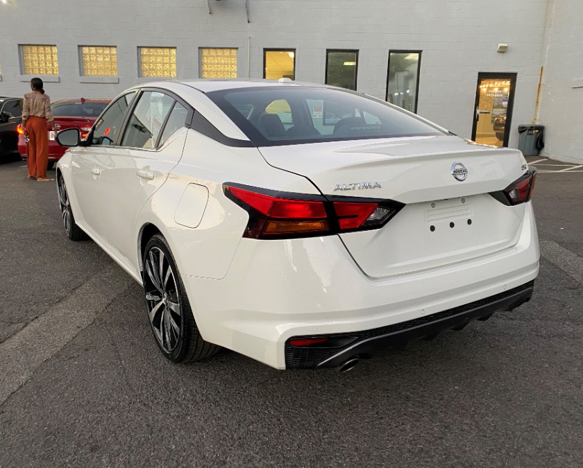 Used Nissan Altima 2.5 SR Sedan 2021 | Inman Motors Sales. Medford, Massachusetts Used Nissan Altima 2.5 SR Sedan 2021 | Inman Motors Sales. Medford, Massachusetts