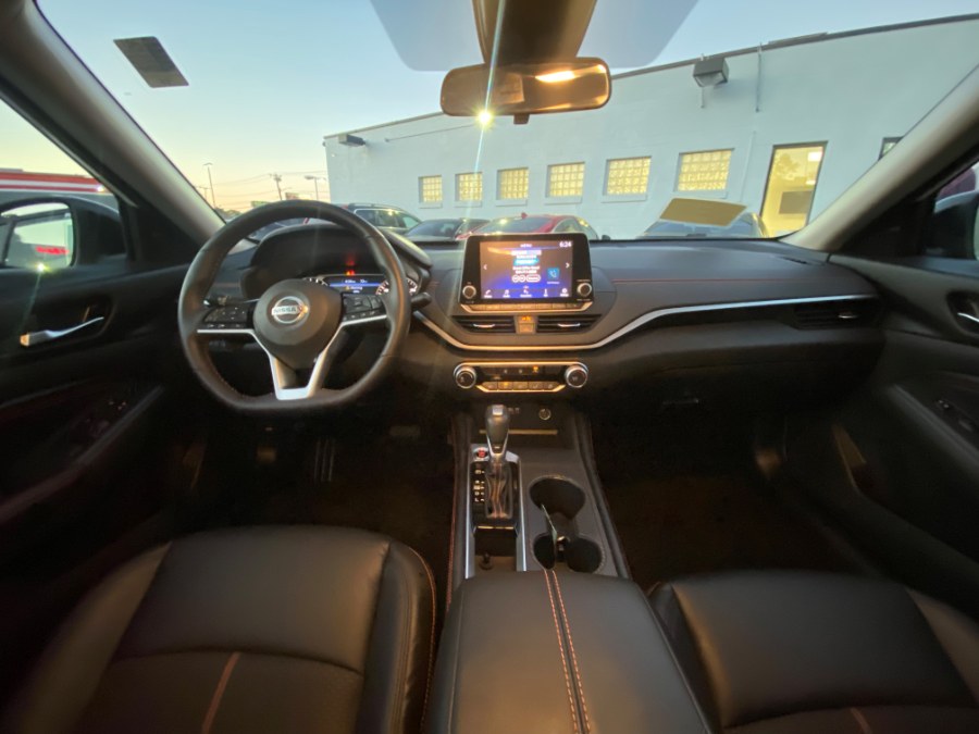 Used Nissan Altima 2.5 SR Sedan 2021 | Inman Motors Sales. Medford, Massachusetts Used Nissan Altima 2.5 SR Sedan 2021 | Inman Motors Sales. Medford, Massachusetts