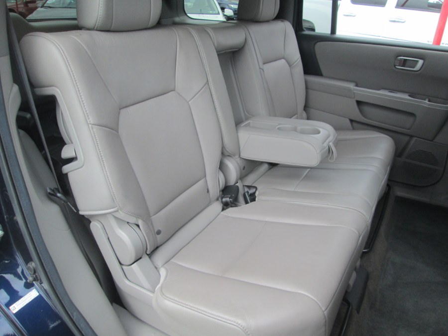 2013 Honda Pilot 4WD 4dr EX-L, available for sale in Levittown, Pennsylvania | Levittown Auto. Levittown, Pennsylvania 2013 Honda Pilot 4WD 4dr EX-L, available for sale in Levittown, Pennsylvania | Levittown Auto. Levittown, Pennsylvania
