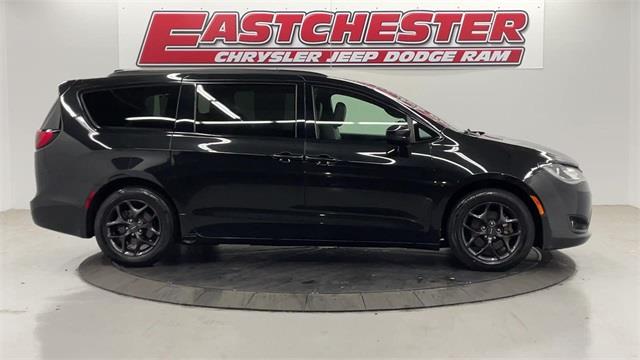 Used Chrysler Pacifica Touring L Plus 2018 | Eastchester Motor Cars. Bronx, New York Used Chrysler Pacifica Touring L Plus 2018 | Eastchester Motor Cars. Bronx, New York