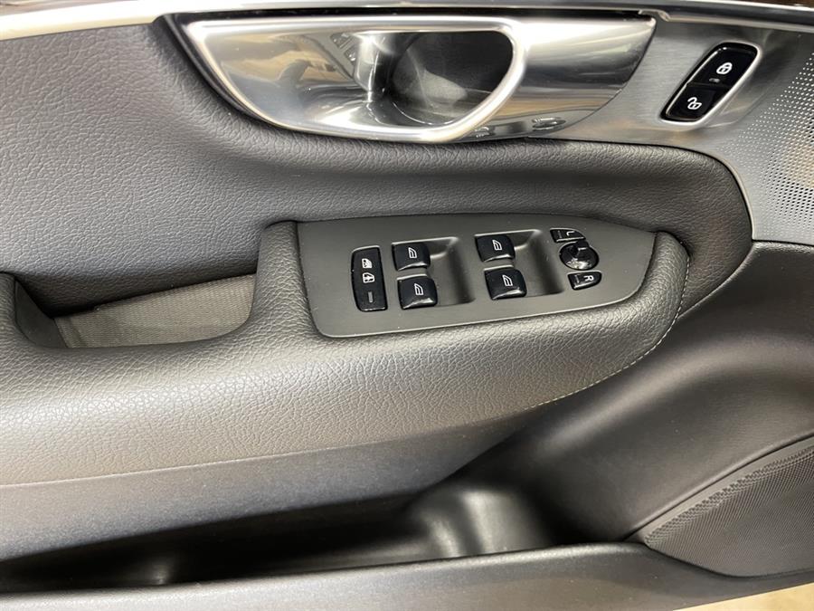 Used Volvo Xc90 T6 Momentum AWD 4dr SUV 2016 | Elite Imports LLC. West Chester, Ohio Used Volvo Xc90 T6 Momentum AWD 4dr SUV 2016 | Elite Imports LLC. West Chester, Ohio