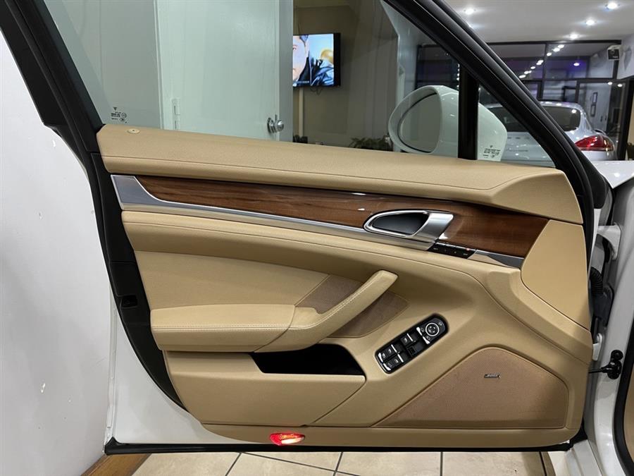 Used Porsche Panamera S 4dr Sedan 2011 | Elite Imports LLC. West Chester, Ohio Used Porsche Panamera S 4dr Sedan 2011 | Elite Imports LLC. West Chester, Ohio