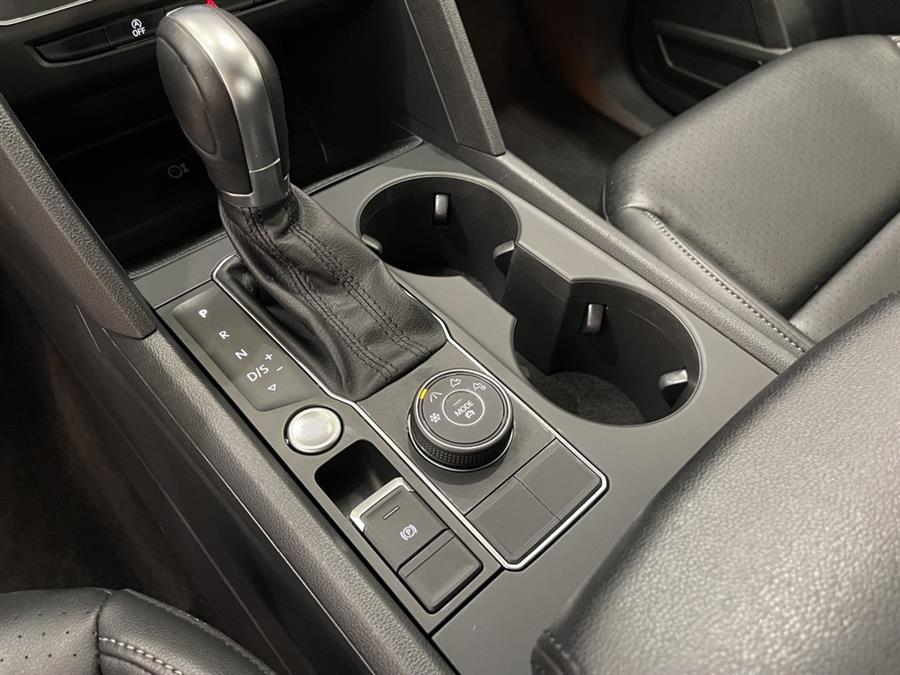 Used Volkswagen Atlas V6 SE 4Motion AWD 4dr SUV w/Technology 2018 | Elite Imports LLC. West Chester, Ohio Used Volkswagen Atlas V6 SE 4Motion AWD 4dr SUV w/Technology 2018 | Elite Imports LLC. West Chester, Ohio