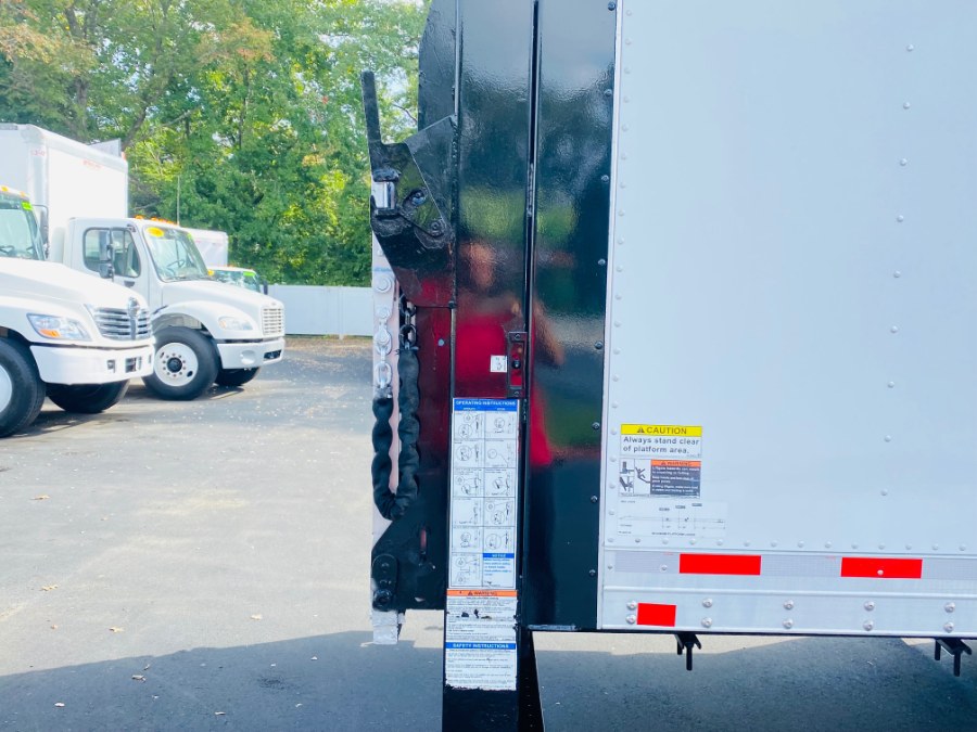2017 Isuzu NPR HD GAS REG 20 FEET DRY BOX + SIDE DOOR + LIFT GATE + NO CDL, available for sale in South Amboy, New Jersey | NJ Truck Spot. South Amboy, New Jersey 2017 Isuzu NPR HD GAS REG 20 FEET DRY BOX + SIDE DOOR + LIFT GATE + NO CDL, available for sale in South Amboy, New Jersey | NJ Truck Spot. South Amboy, New Jersey