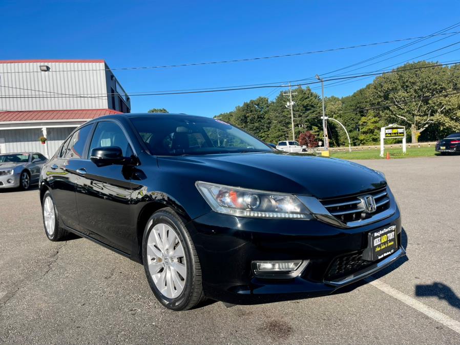 2013 Honda Accord Sdn 4dr I4 CVT EX-L w/Navi, available for sale in South Windsor, Connecticut | Mike And Tony Auto Sales, Inc. South Windsor, Connecticut 2013 Honda Accord Sdn 4dr I4 CVT EX-L w/Navi, available for sale in South Windsor, Connecticut | Mike And Tony Auto Sales, Inc. South Windsor, Connecticut