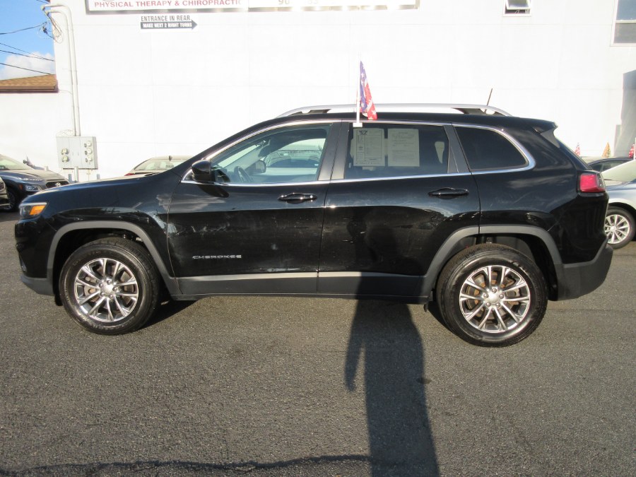 Used Jeep Cherokee Latitude Plus 4x4 2019 | Route 27 Auto Mall. Linden, New Jersey Used Jeep Cherokee Latitude Plus 4x4 2019 | Route 27 Auto Mall. Linden, New Jersey