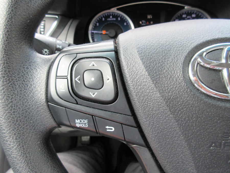 Used Toyota Camry LE Auto (Natl) 2017 | Route 27 Auto Mall. Linden, New Jersey Used Toyota Camry LE Auto (Natl) 2017 | Route 27 Auto Mall. Linden, New Jersey