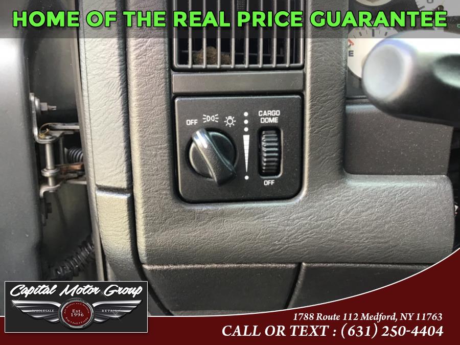 Used Dodge Ram 1500 4dr Quad Cab 140.5" WB 4WD SLT 2005 | Capital Motor Group Inc. Medford, New York Used Dodge Ram 1500 4dr Quad Cab 140.5" WB 4WD SLT 2005 | Capital Motor Group Inc. Medford, New York