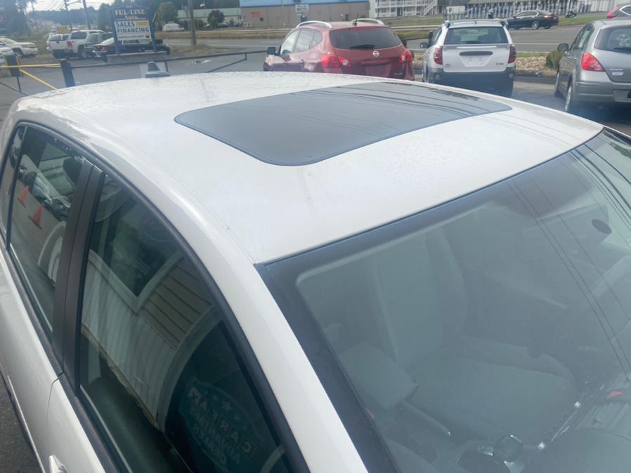 2008 Volkswagen Rabbit 4dr HB Auto S, available for sale in South Windsor , Connecticut | Ful-line Auto LLC. South Windsor , Connecticut 2008 Volkswagen Rabbit 4dr HB Auto S, available for sale in South Windsor , Connecticut | Ful-line Auto LLC. South Windsor , Connecticut