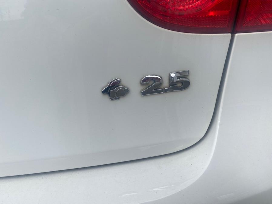 2008 Volkswagen Rabbit 4dr HB Auto S, available for sale in South Windsor , Connecticut | Ful-line Auto LLC. South Windsor , Connecticut 2008 Volkswagen Rabbit 4dr HB Auto S, available for sale in South Windsor , Connecticut | Ful-line Auto LLC. South Windsor , Connecticut