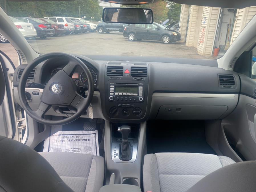 2008 Volkswagen Rabbit 4dr HB Auto S, available for sale in South Windsor , Connecticut | Ful-line Auto LLC. South Windsor , Connecticut 2008 Volkswagen Rabbit 4dr HB Auto S, available for sale in South Windsor , Connecticut | Ful-line Auto LLC. South Windsor , Connecticut