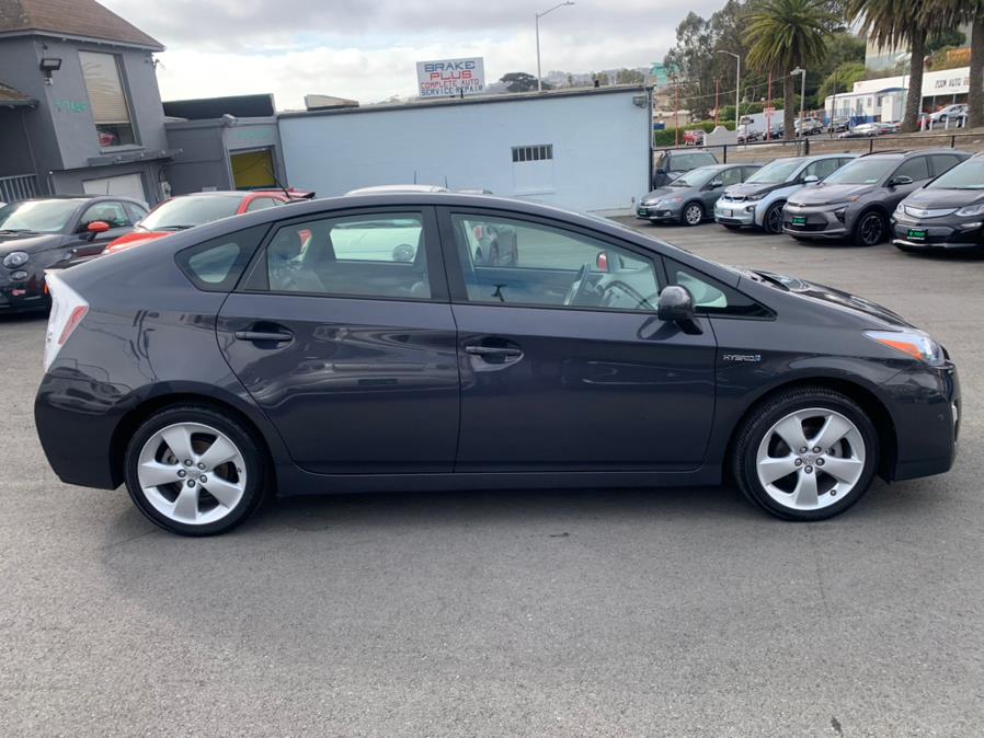 Used Toyota Prius Five w/ Tech Pkg 2010 | Green Light Auto Wholesale. Daly City, California Used Toyota Prius Five w/ Tech Pkg 2010 | Green Light Auto Wholesale. Daly City, California