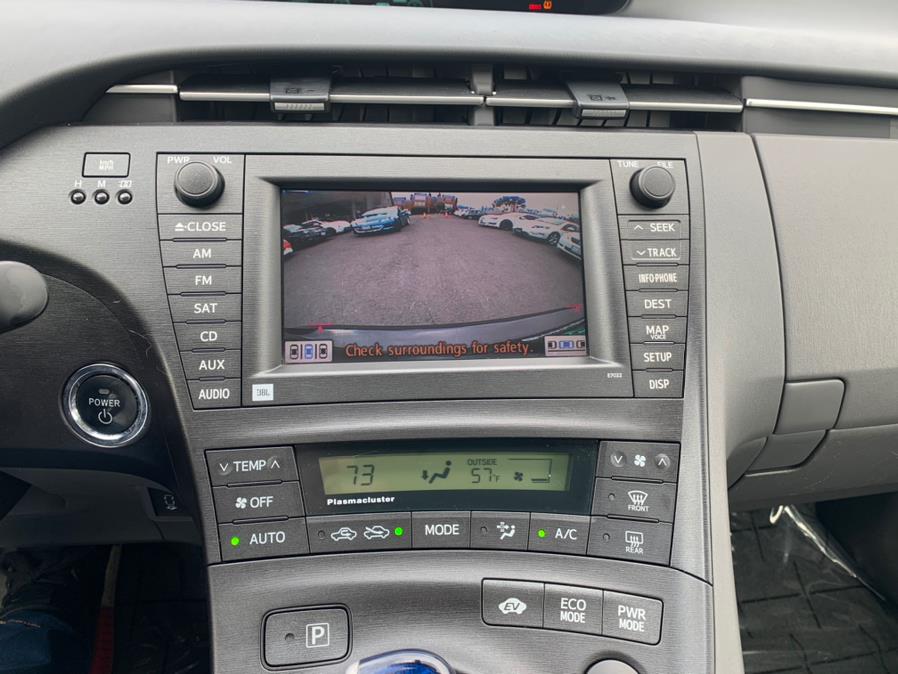 Used Toyota Prius Five w/ Tech Pkg 2010 | Green Light Auto Wholesale. Daly City, California Used Toyota Prius Five w/ Tech Pkg 2010 | Green Light Auto Wholesale. Daly City, California