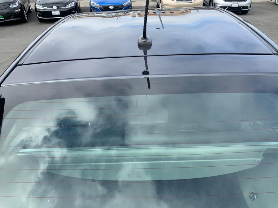 Used Toyota Prius Five w/ Tech Pkg 2010 | Green Light Auto Wholesale. Daly City, California Used Toyota Prius Five w/ Tech Pkg 2010 | Green Light Auto Wholesale. Daly City, California